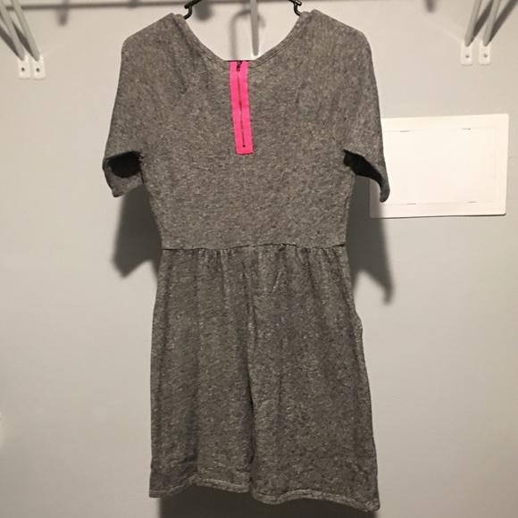 Gray Pocket Dress - Picture 2 of 4